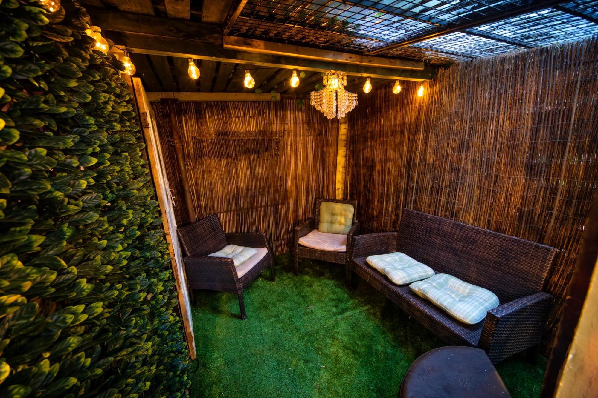 Apartamento The Secret Garden Newark upon Trent Exterior foto